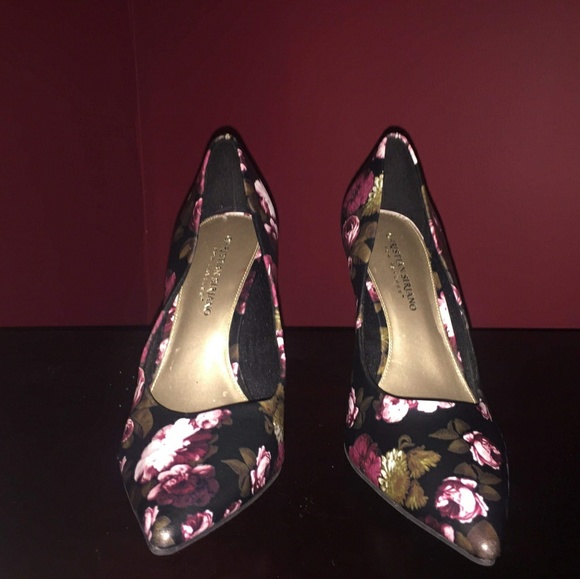 Shoes - Picture 2 of 2